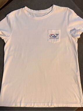 Vineyard Vines Nautical Flag Whale Pocket Tee White Size M Women Vacation Beach